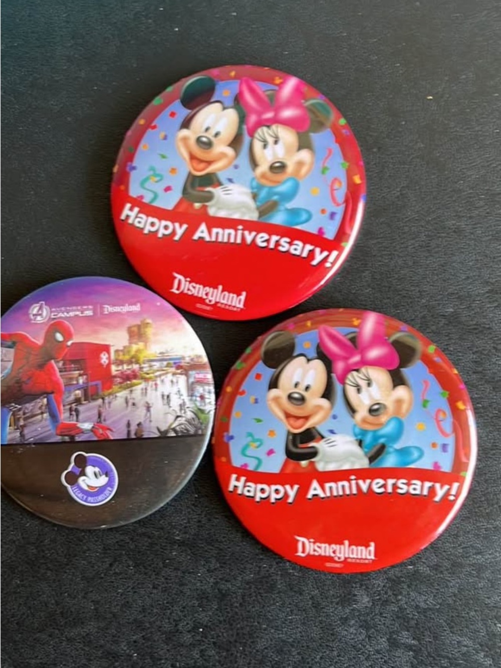 Disney button bundle - Picture 3 of 4